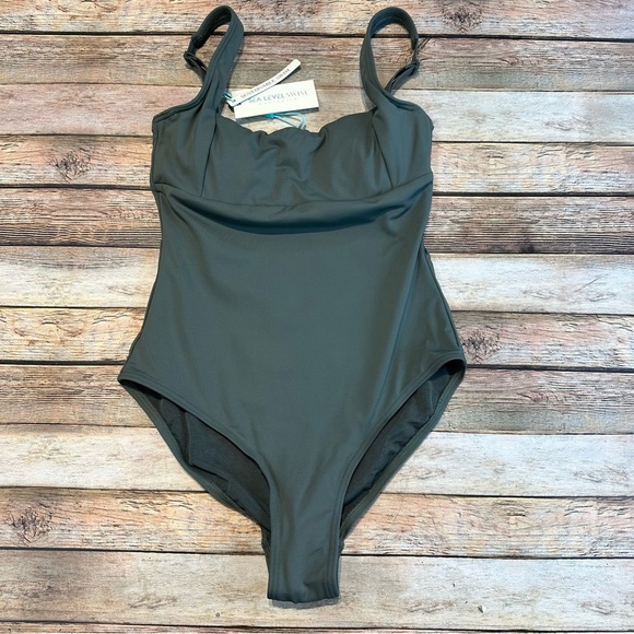 Sea Level Square Neck One-Piece Swimsuit, Size 4 - Picture 5 of 6